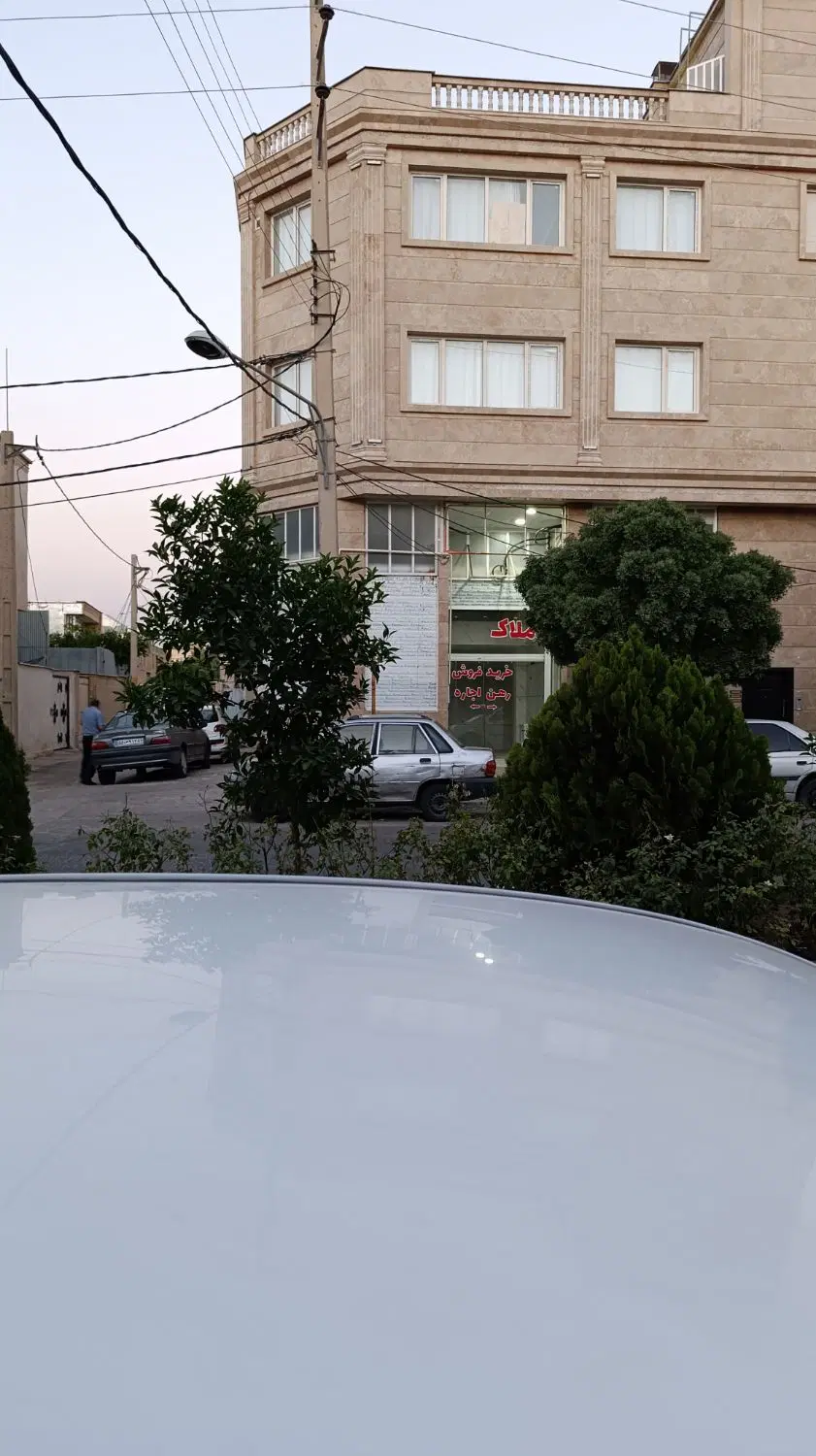 مغازه در والفجر