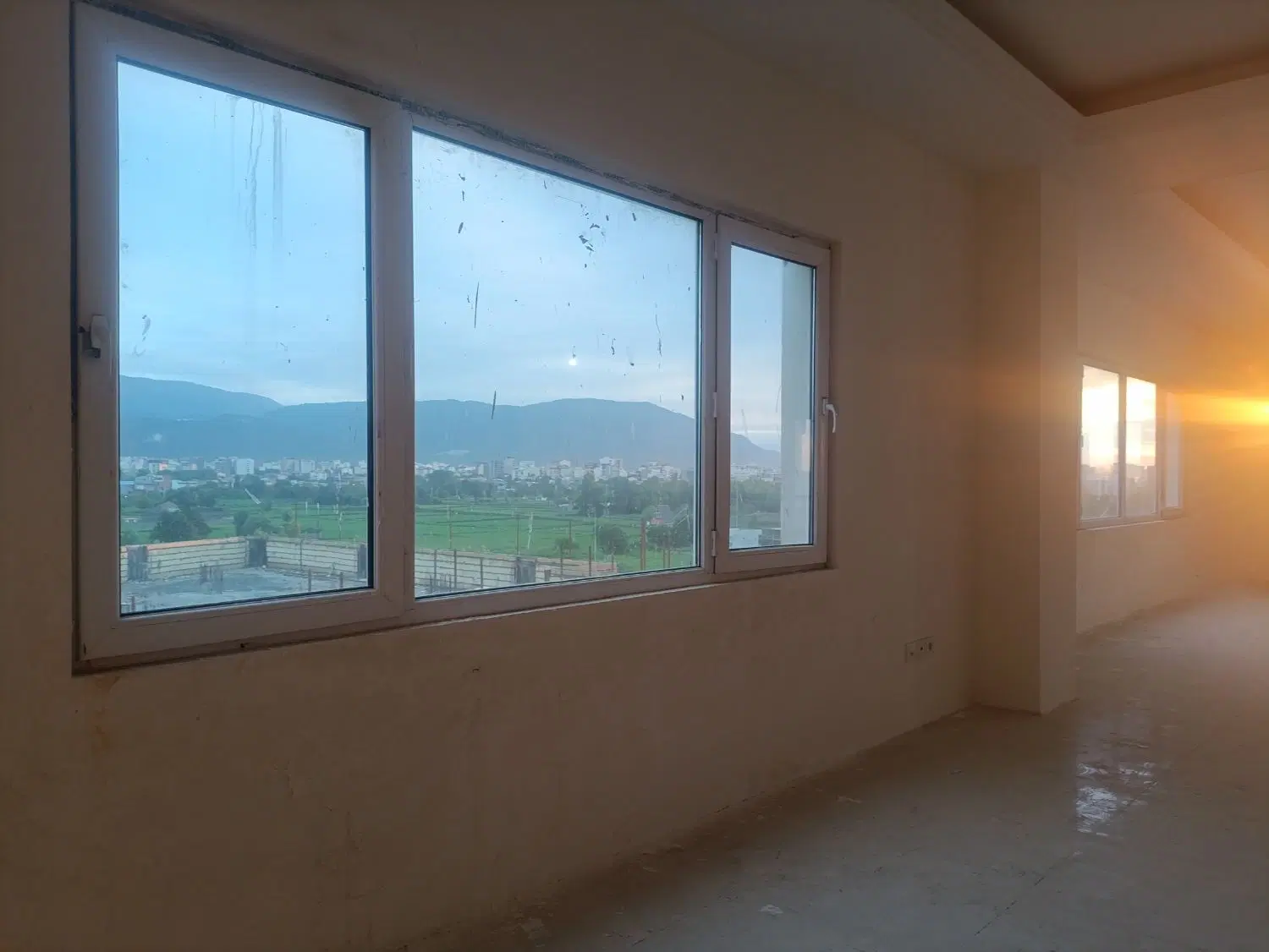 فروش آپارتمان ۲۵۰متری