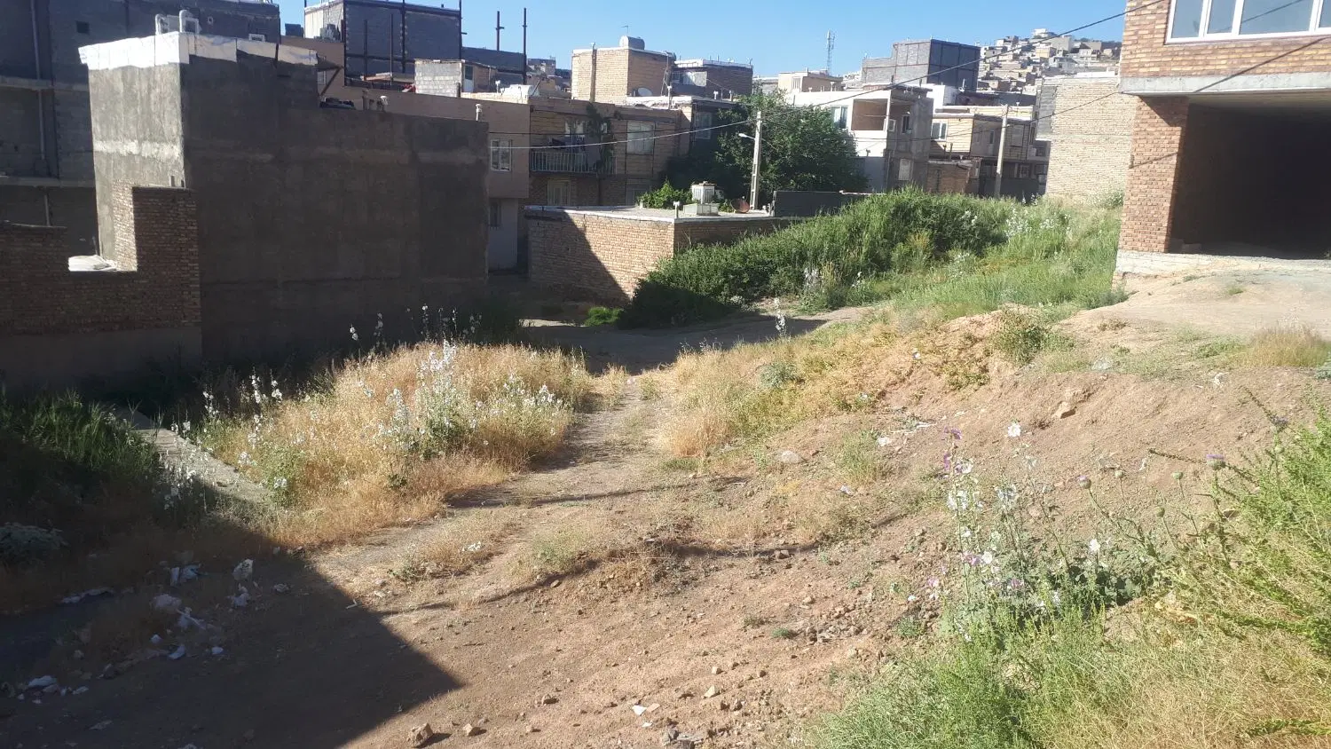 زمین  اساوله اماده ساخت ۹۴ متری عالی