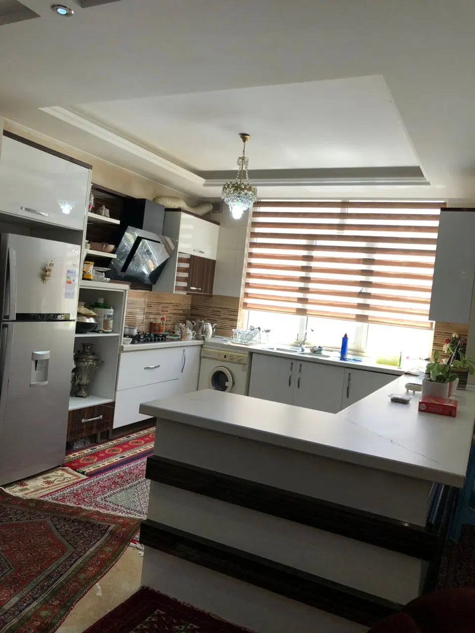 84متر2خ_کم واحد_تاپ لوکیشن_جنت جنوب چهارباغ شرقی