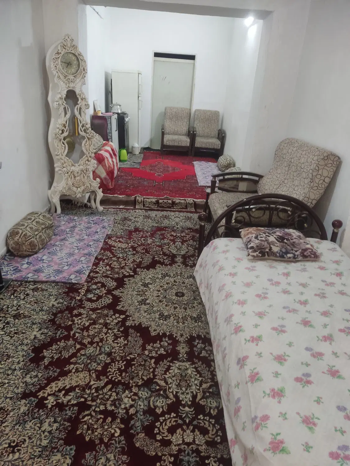 سوییت همکف با پارکینگ