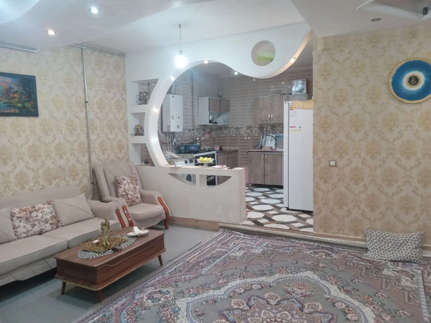 اجاره خانه پشت بازار