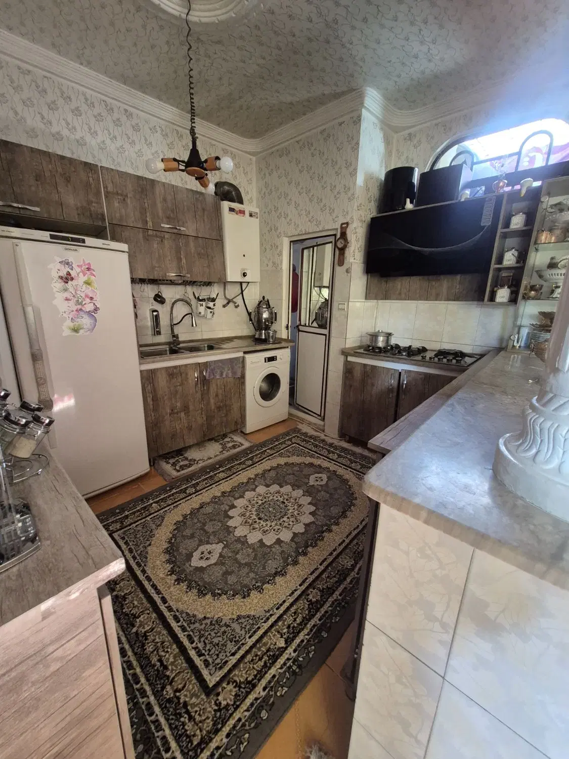 منزل مسکونی شیک و دلباز بدون ریالی خرج