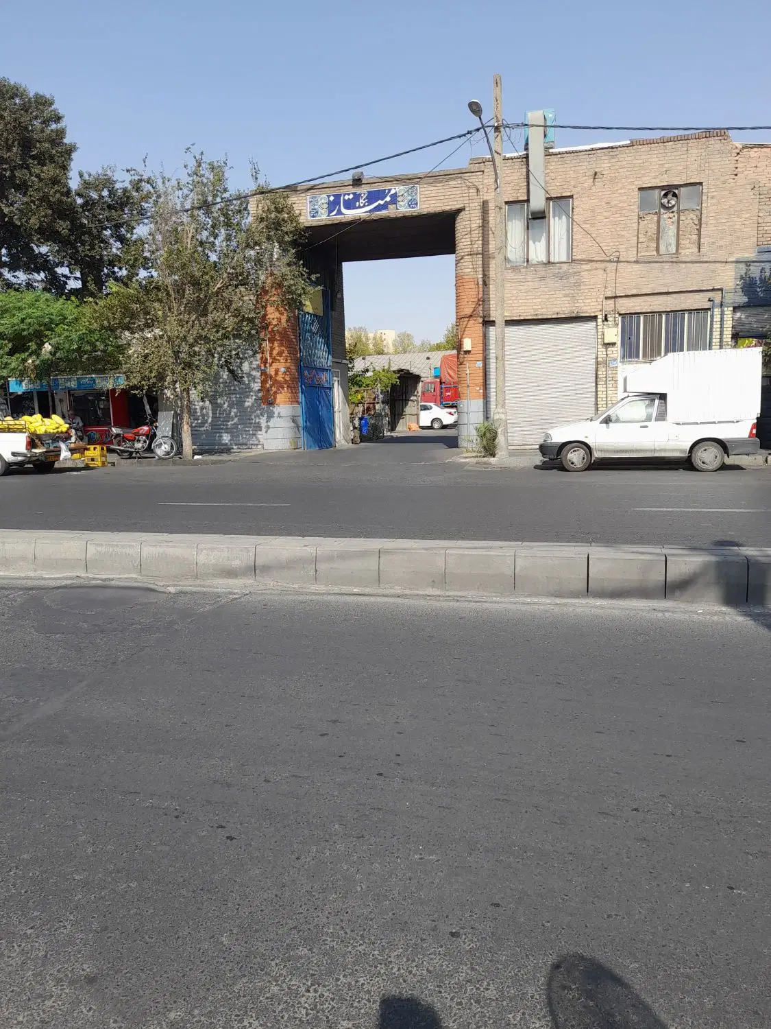 ۶ دانگ ملکیت انبار تجاری ۳۳۰۰متر ۱۶۰۰متر سوله