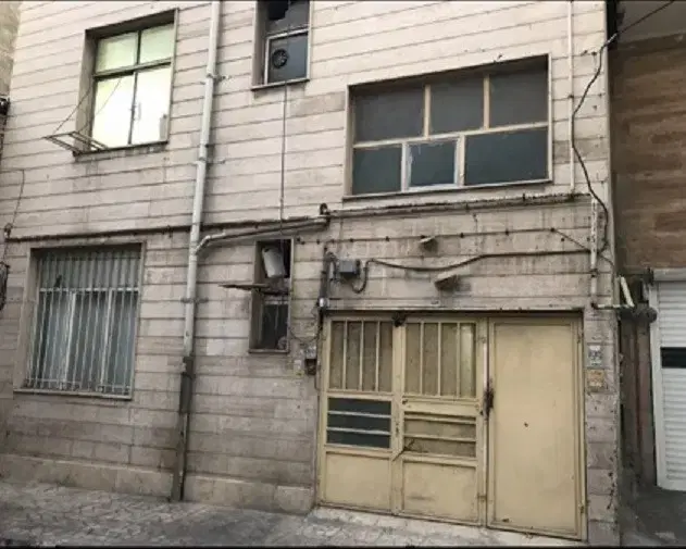 ویلایی جنوبی ۲۲۵ متری مخابرات مناسب ساخت