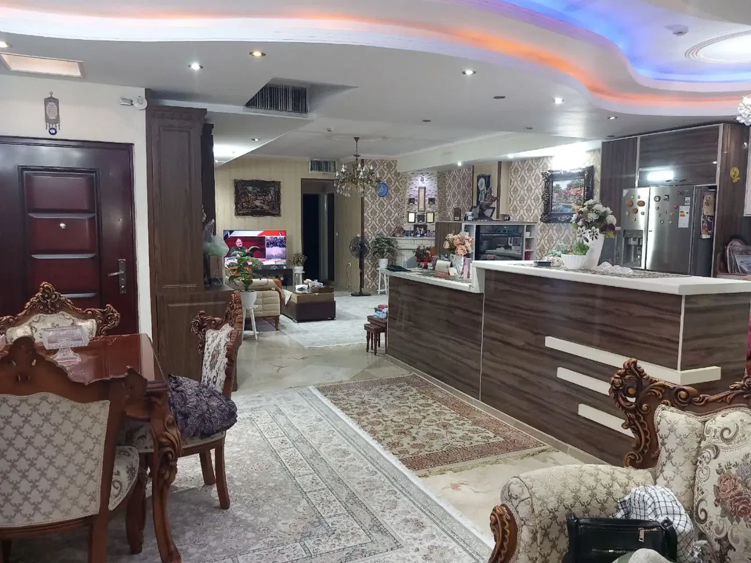 اجاره 160 متر تک واحدی خیابان بصیر