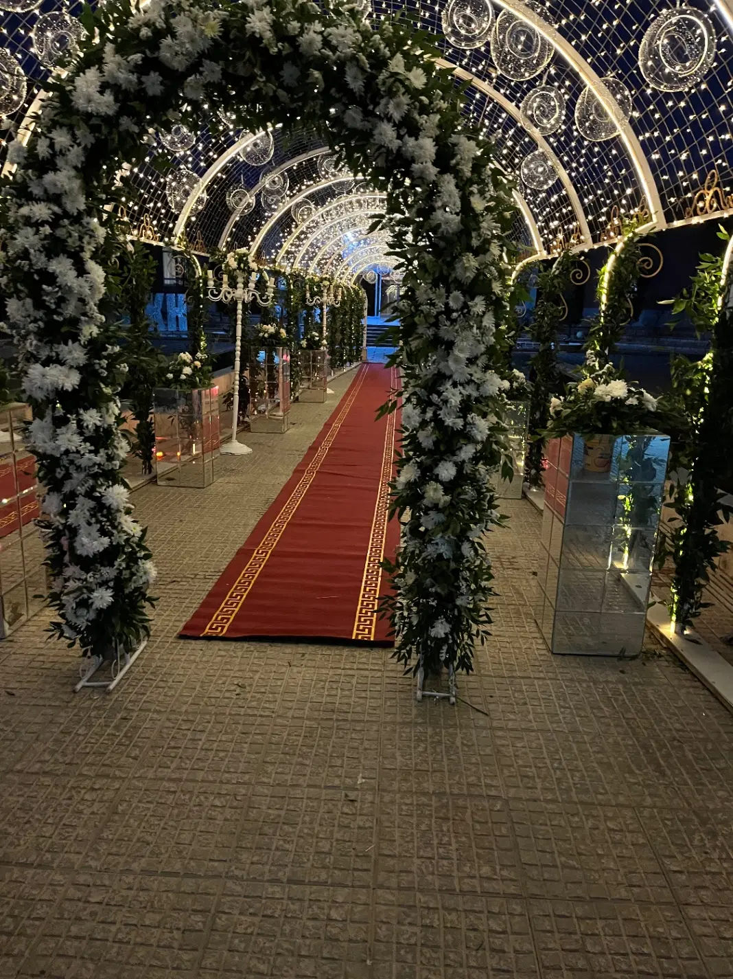 هفت باغ ۲۰ قصب نیم ساز