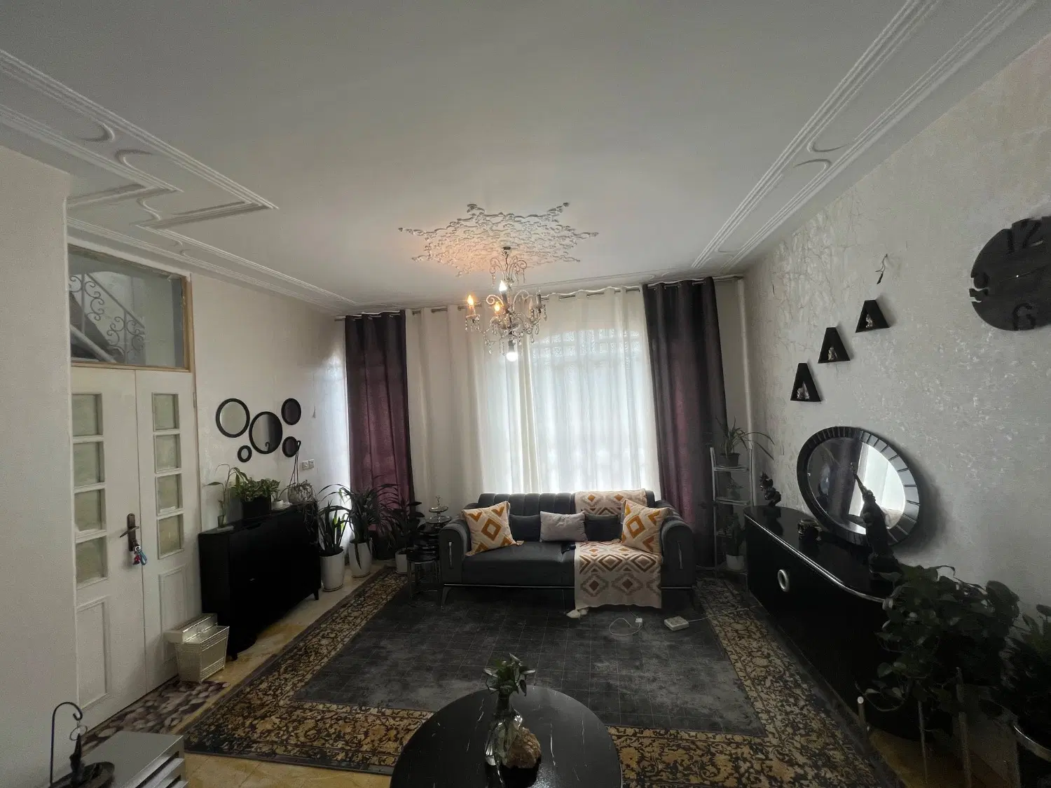 خانه رهن کامل بسیار زیبا و آرام در بهترین محله