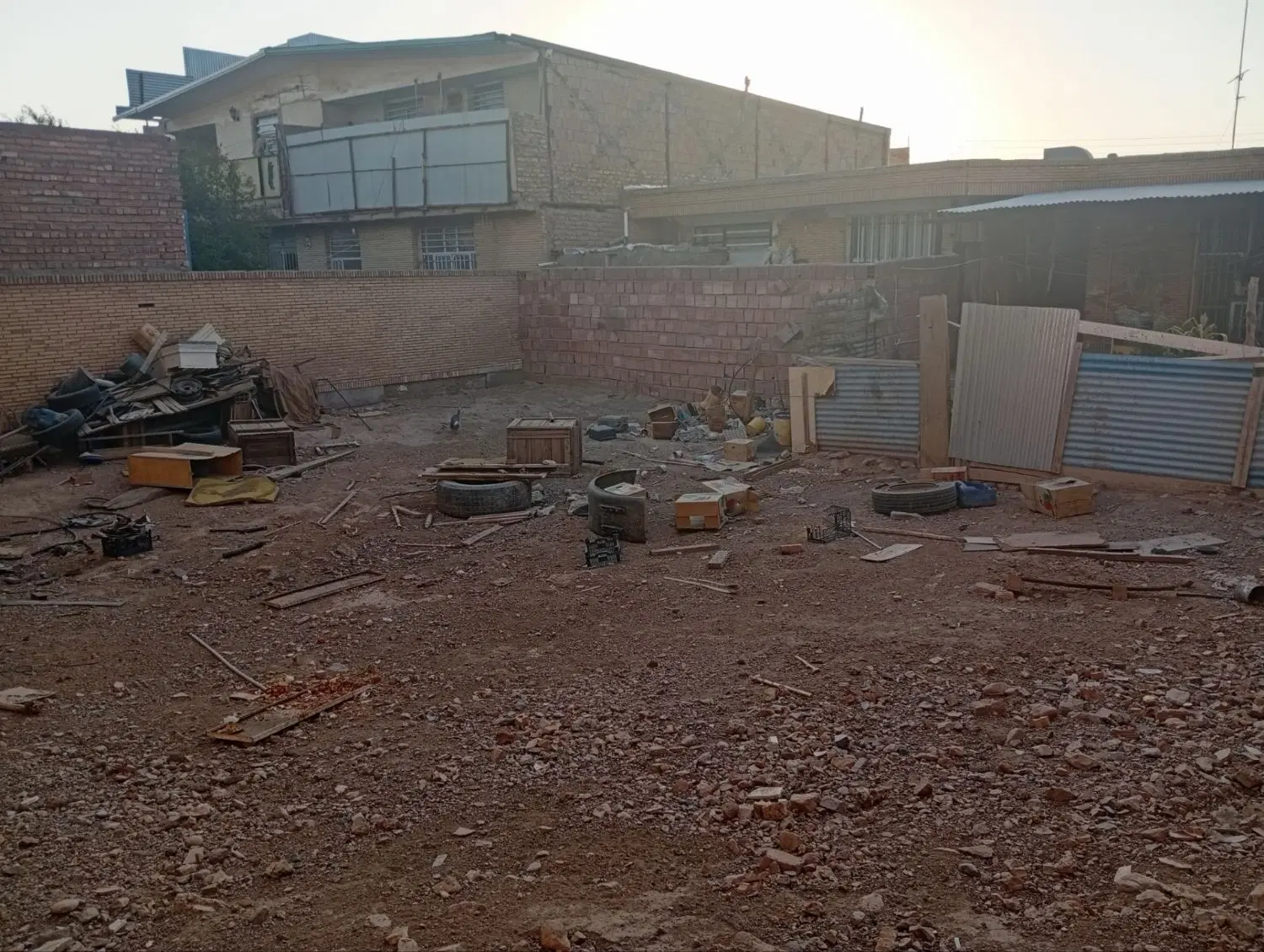 ملک کلنگی فروشی