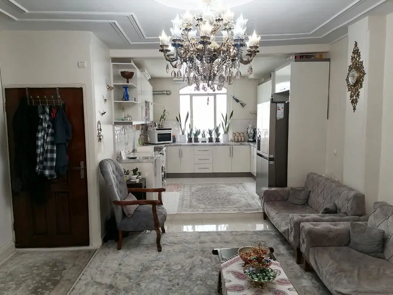 65متر تک واحدی با پارکینگ