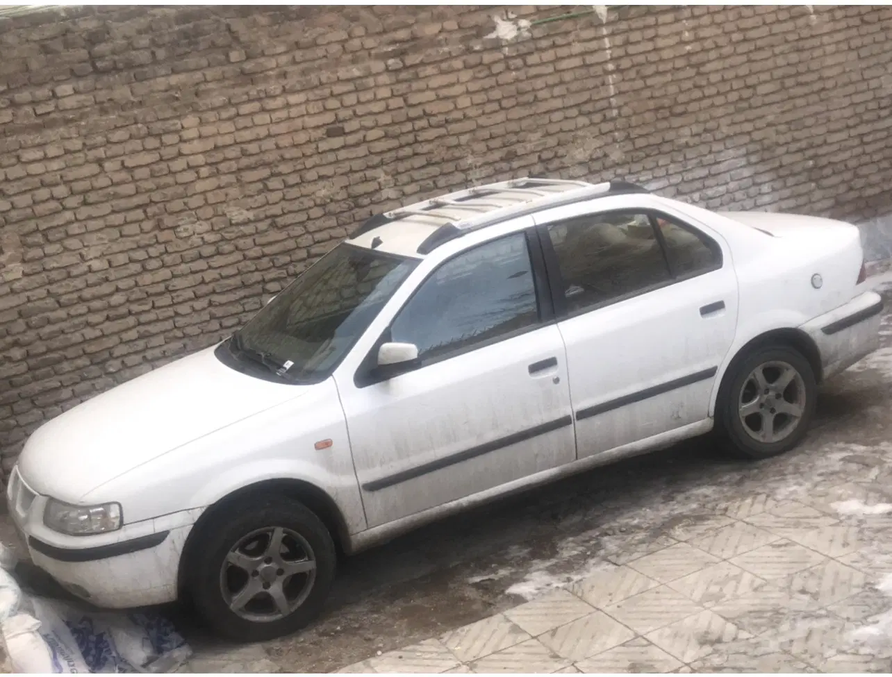 پارکینگ حیاط مسکونی
