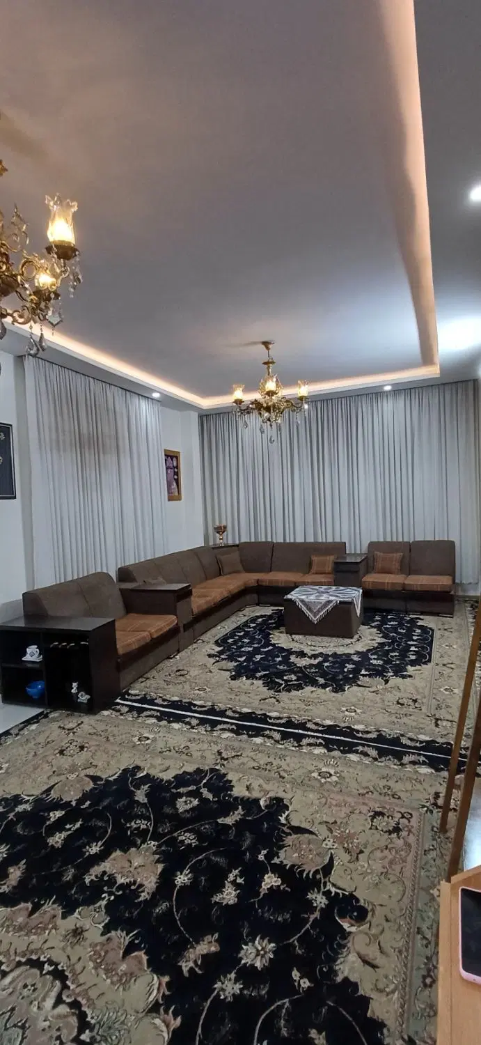 آپارتمان حدودا ۹۵متری بسیار دلباز شیک