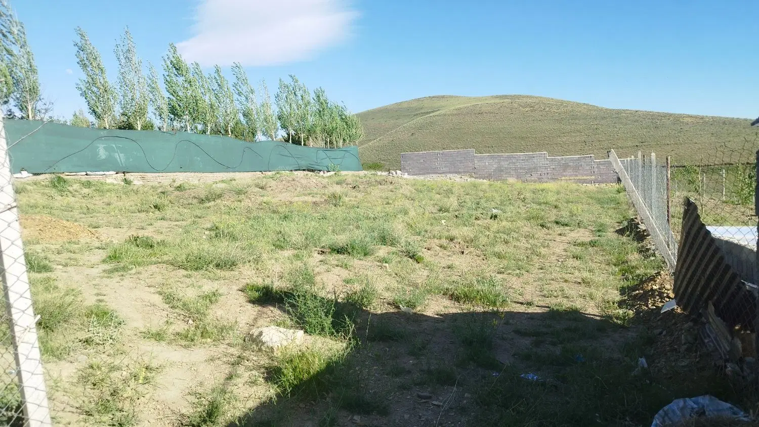 زمین باغی اول قشلاق ورکانه کنارآسفالت