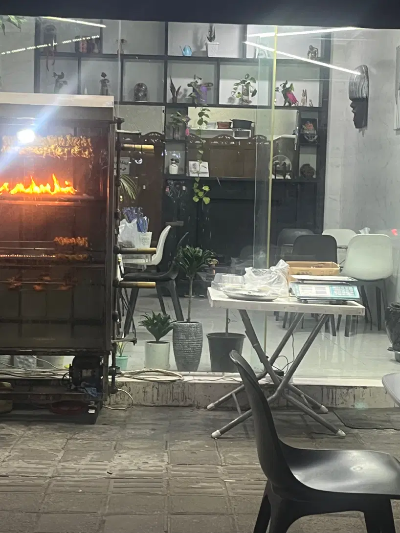 املاک قصر _مغازه 53متری سند تک برگ با پارکینگ