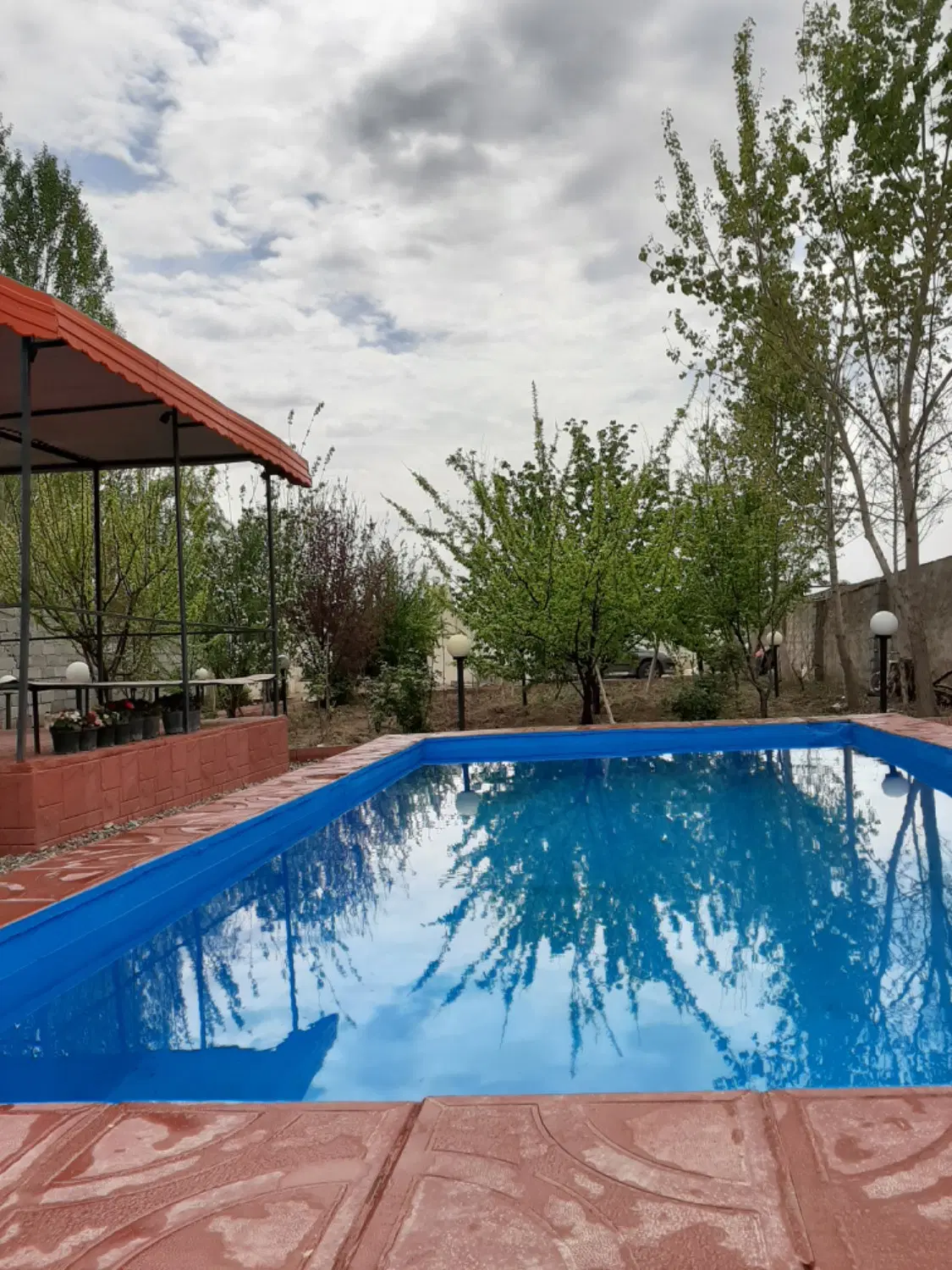 باغ ۱۵۰۰متری