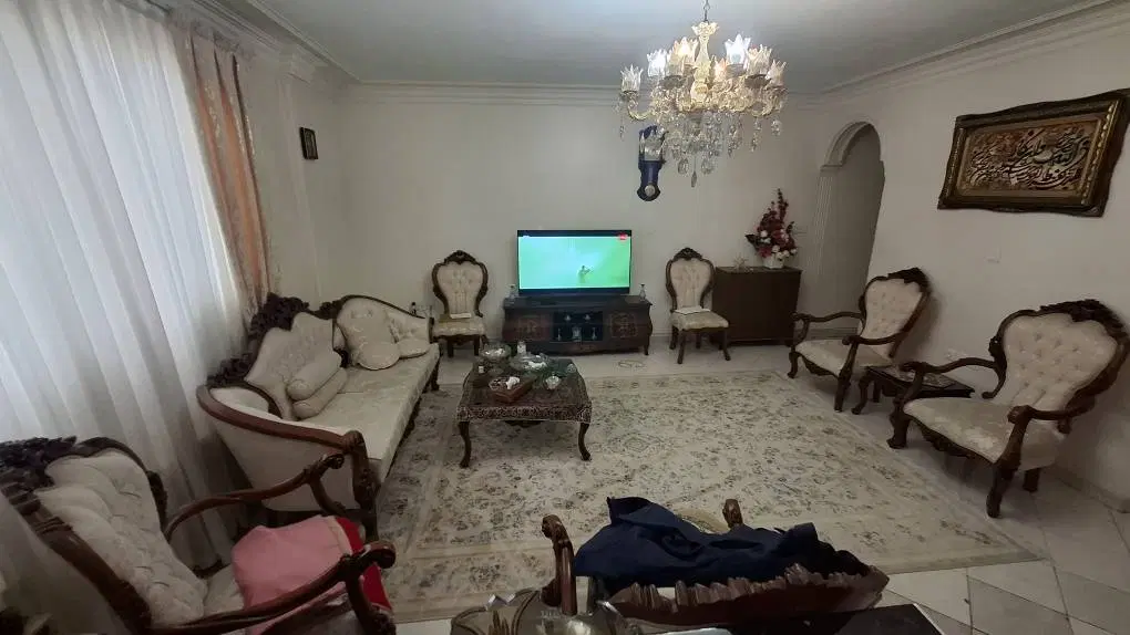 آپارتمان ۷۷ متری منیریه