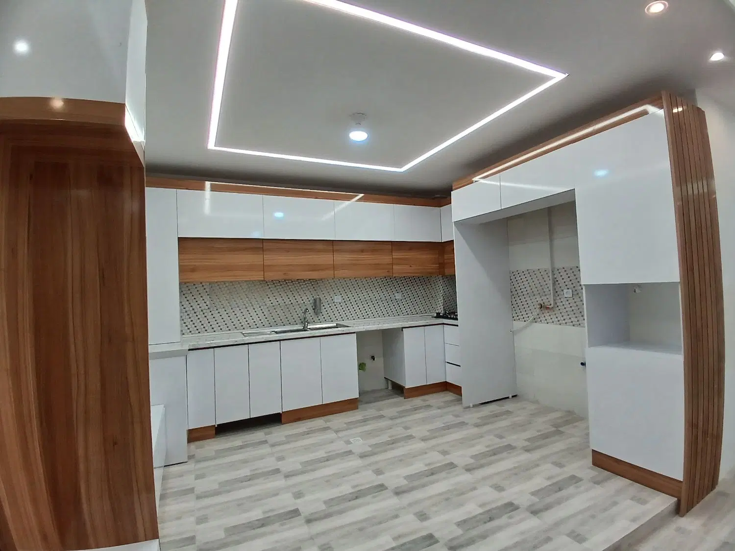 اجاره مسکونی ۱۲۰متری