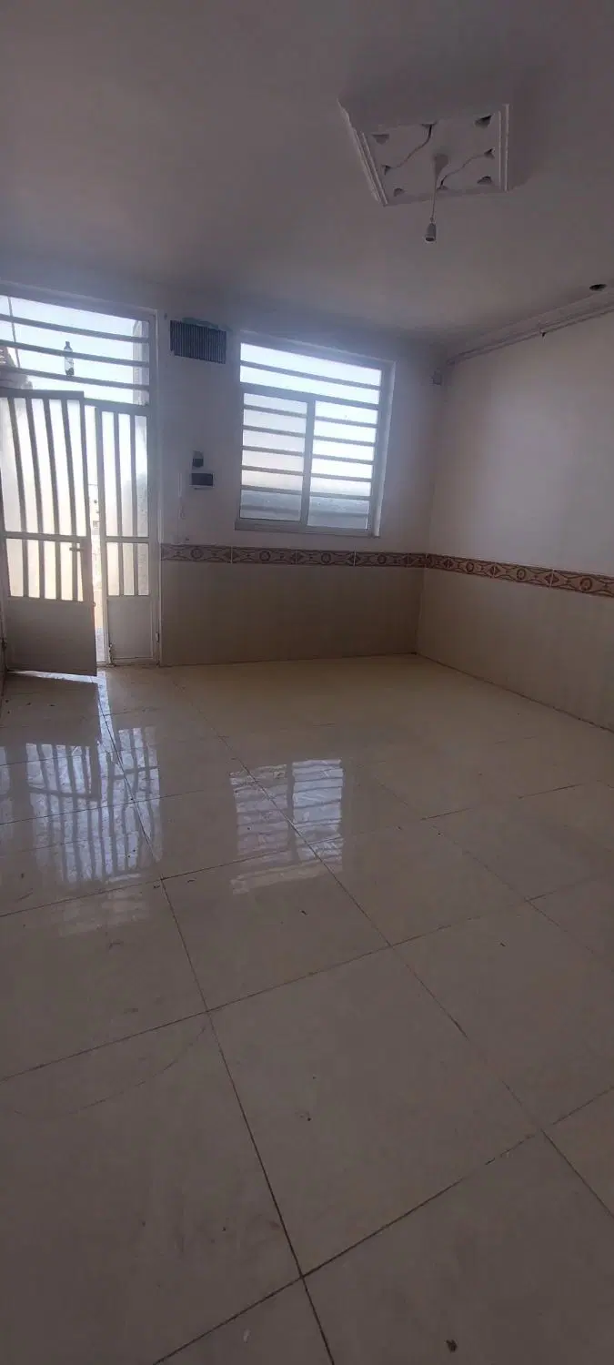 اجاره منزل اپارتمان دوخوابه ۸۰ متری دستغیب ۴۴