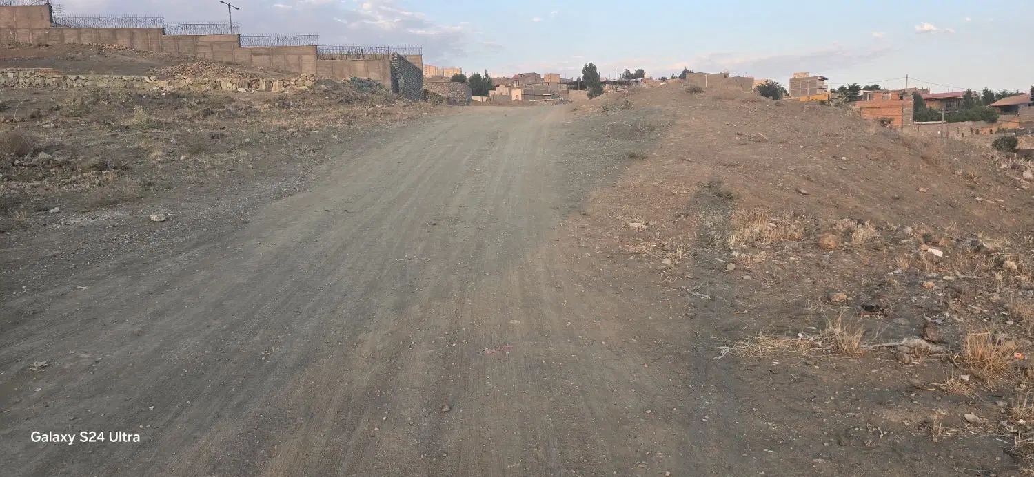 ۷۰۰ متر زمین در شهرک کشاورزی(گلها)