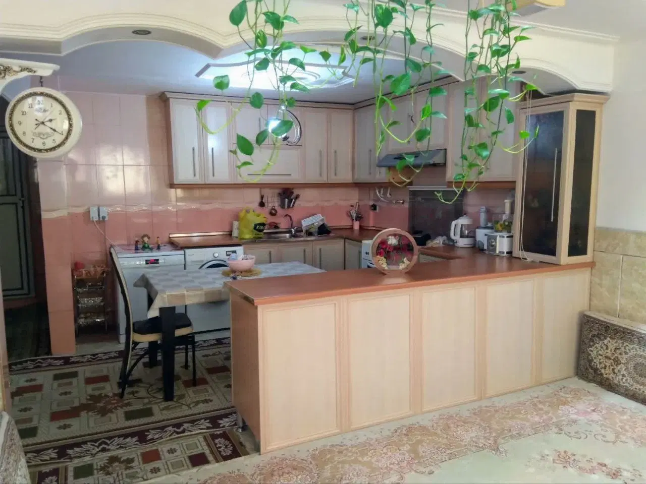 رهن و اجاره منزل ویلایی ۲.۵ طبقه دربست