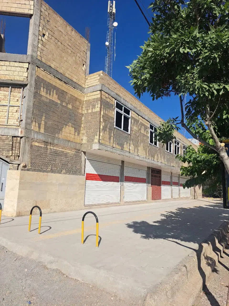 فروش فوری ملک تجاری‌ مسکونی شهر کرکوند