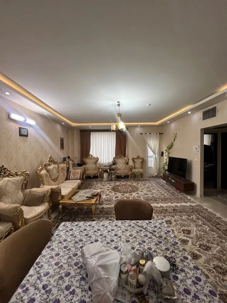 ۱۰۵ مـتـر فـول بـا آسـانـسـور ( شـخـصـی سـاز )
