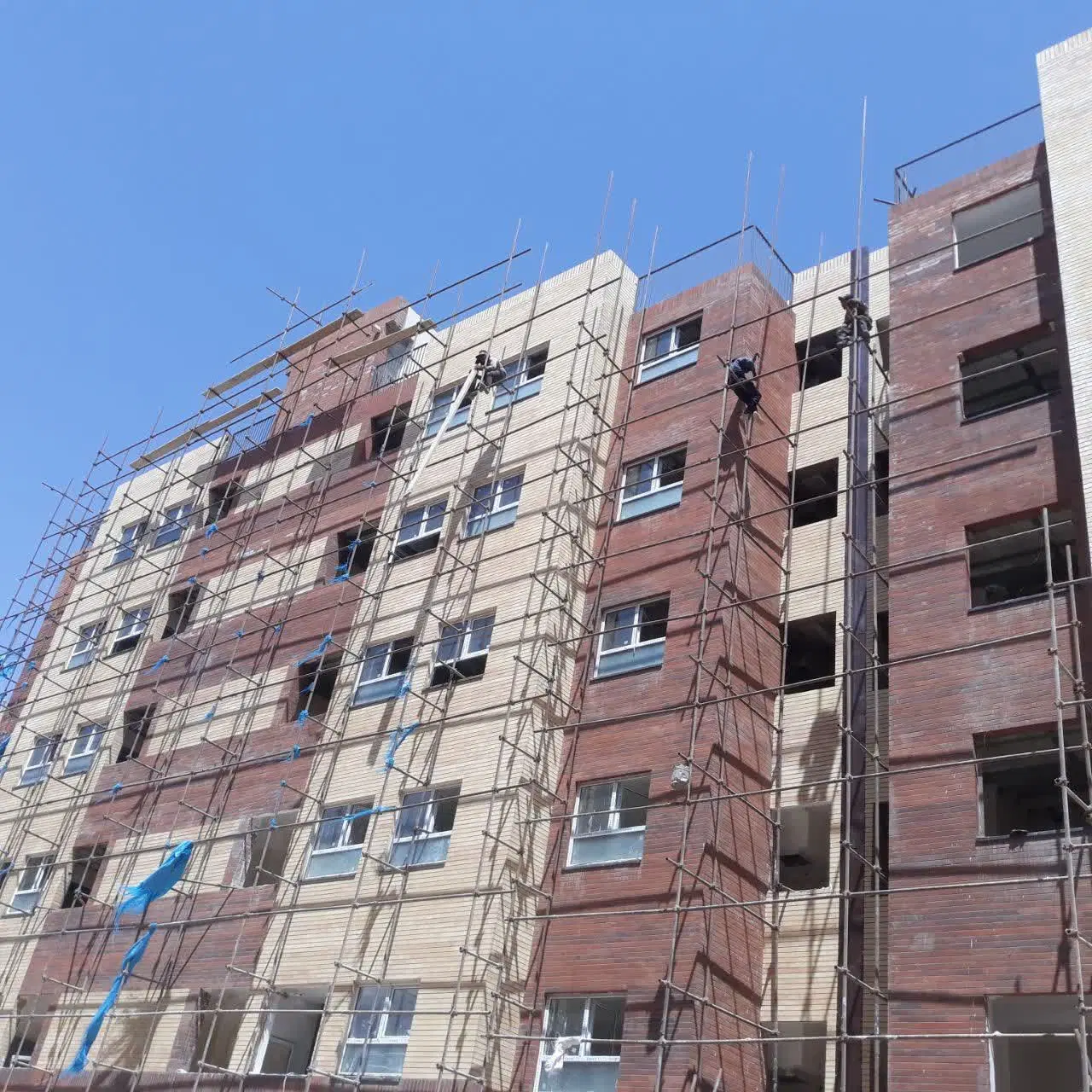 فروش آپارتمان 560 هکتاری