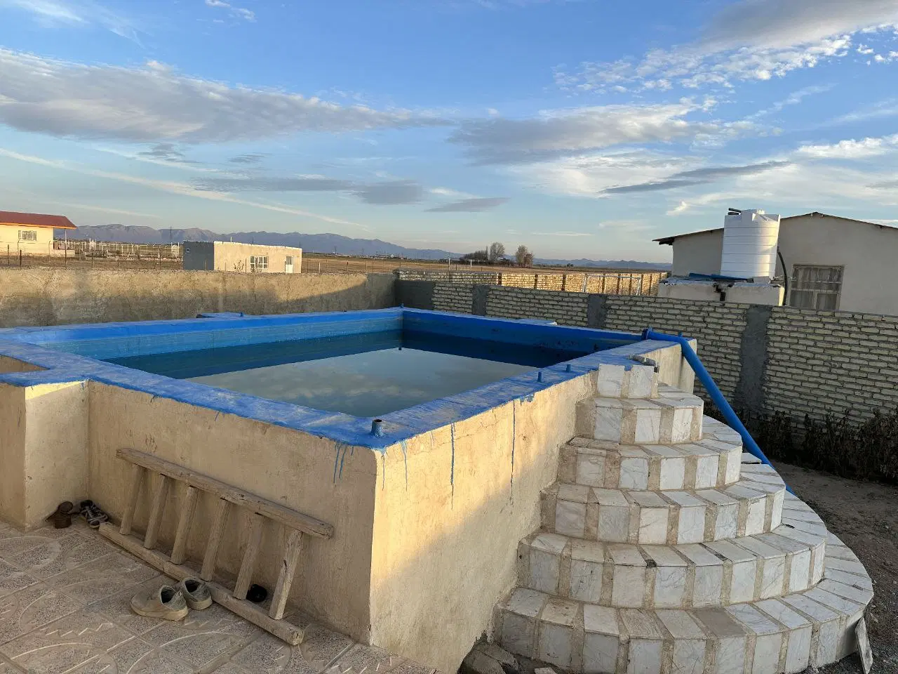 باغ 1000 متری معاوضه ایی