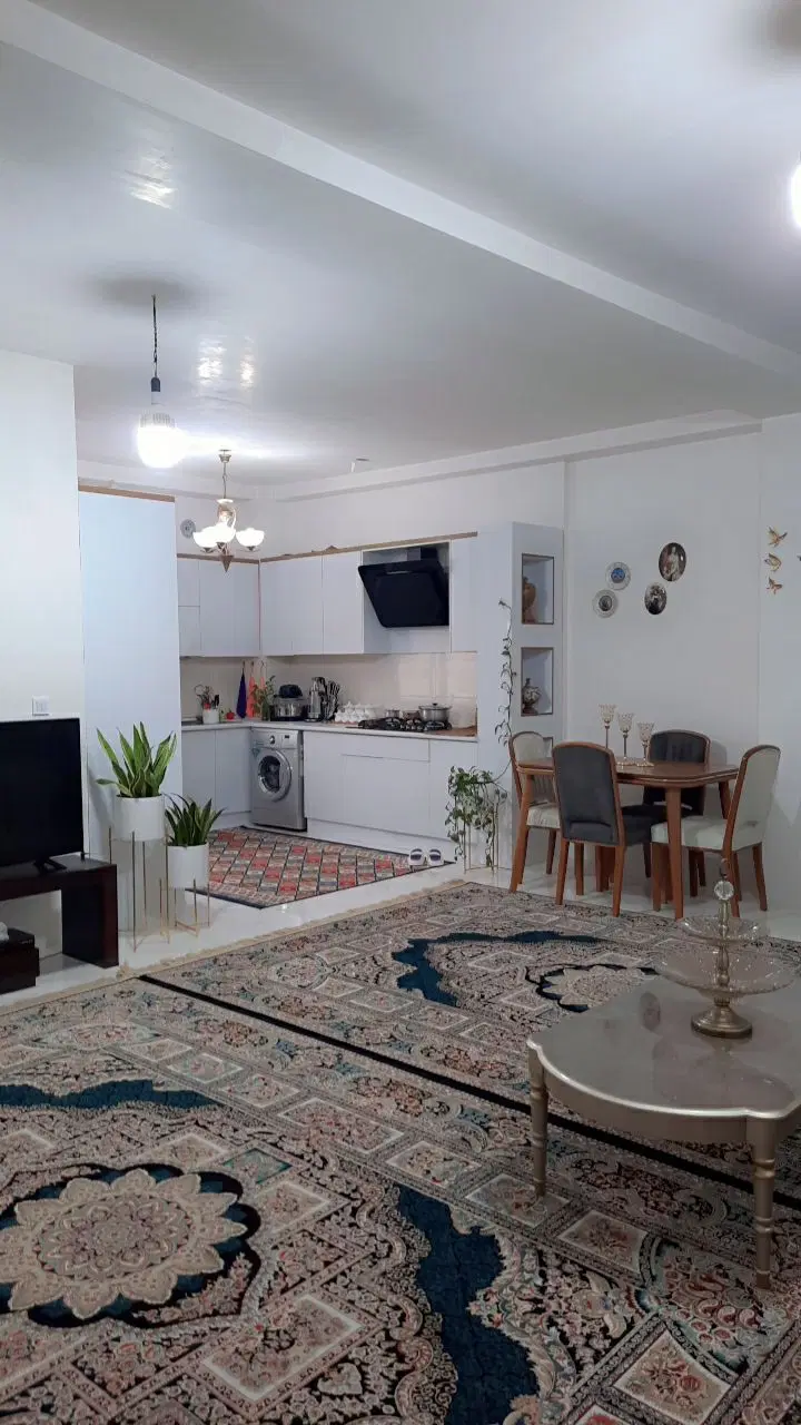 فروش آپارتمان 85متری  دو خواب