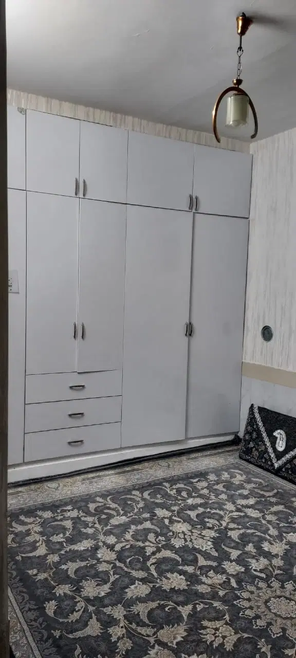 زمین فرزنداوری بلوک اف فروشنده هستم