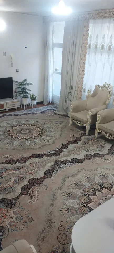 منزل فروشی ۲طبقه تمیز و شیک
