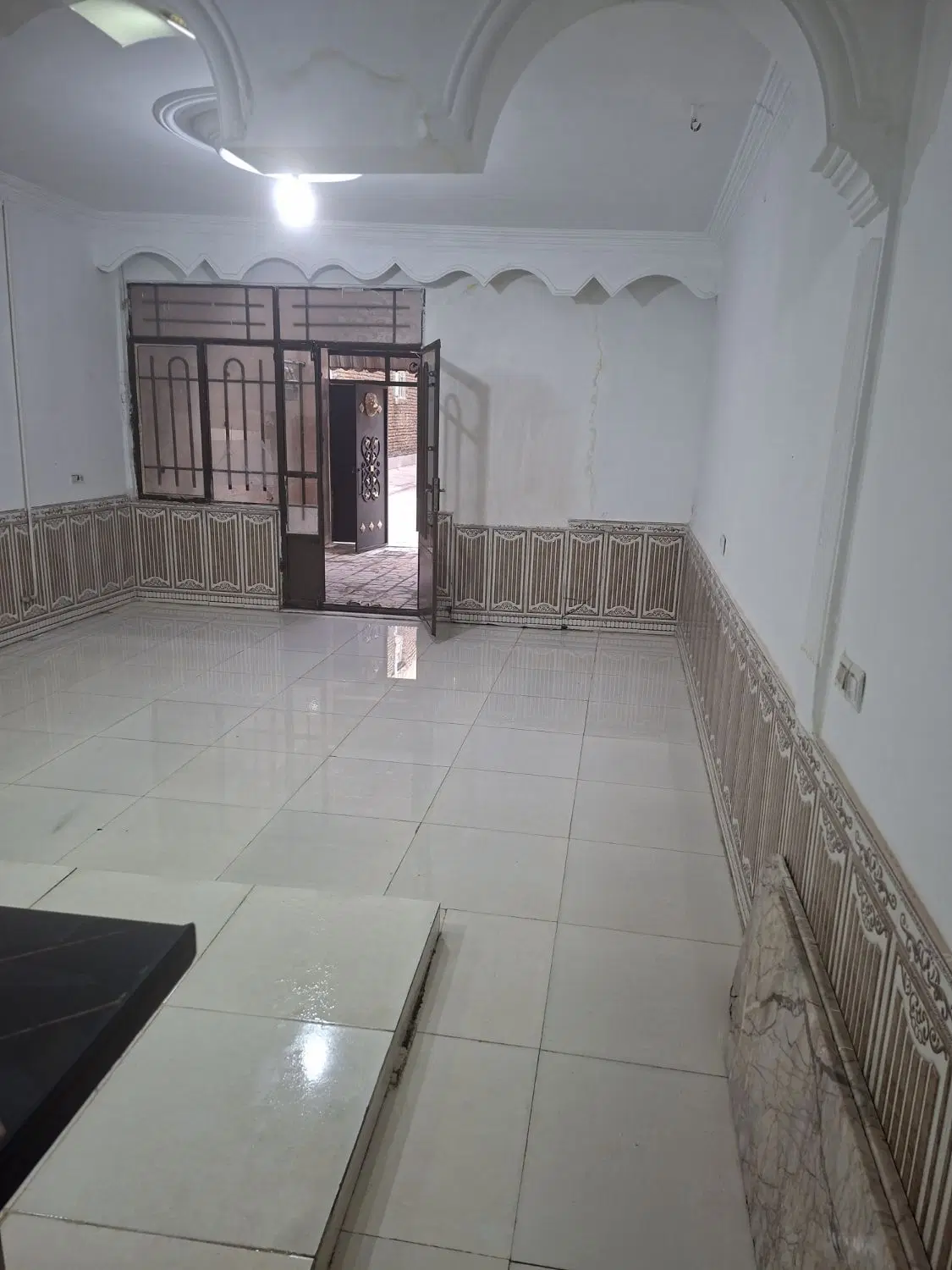 خونه ۸۰ متری