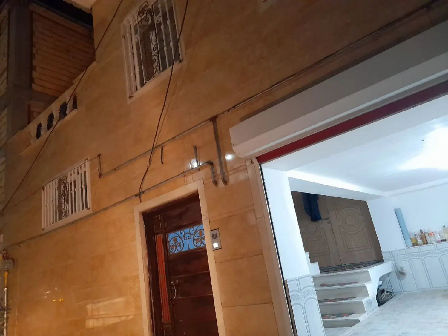 خانه ویلایی. ۲۰۰ مترمربع در شهرک اهر