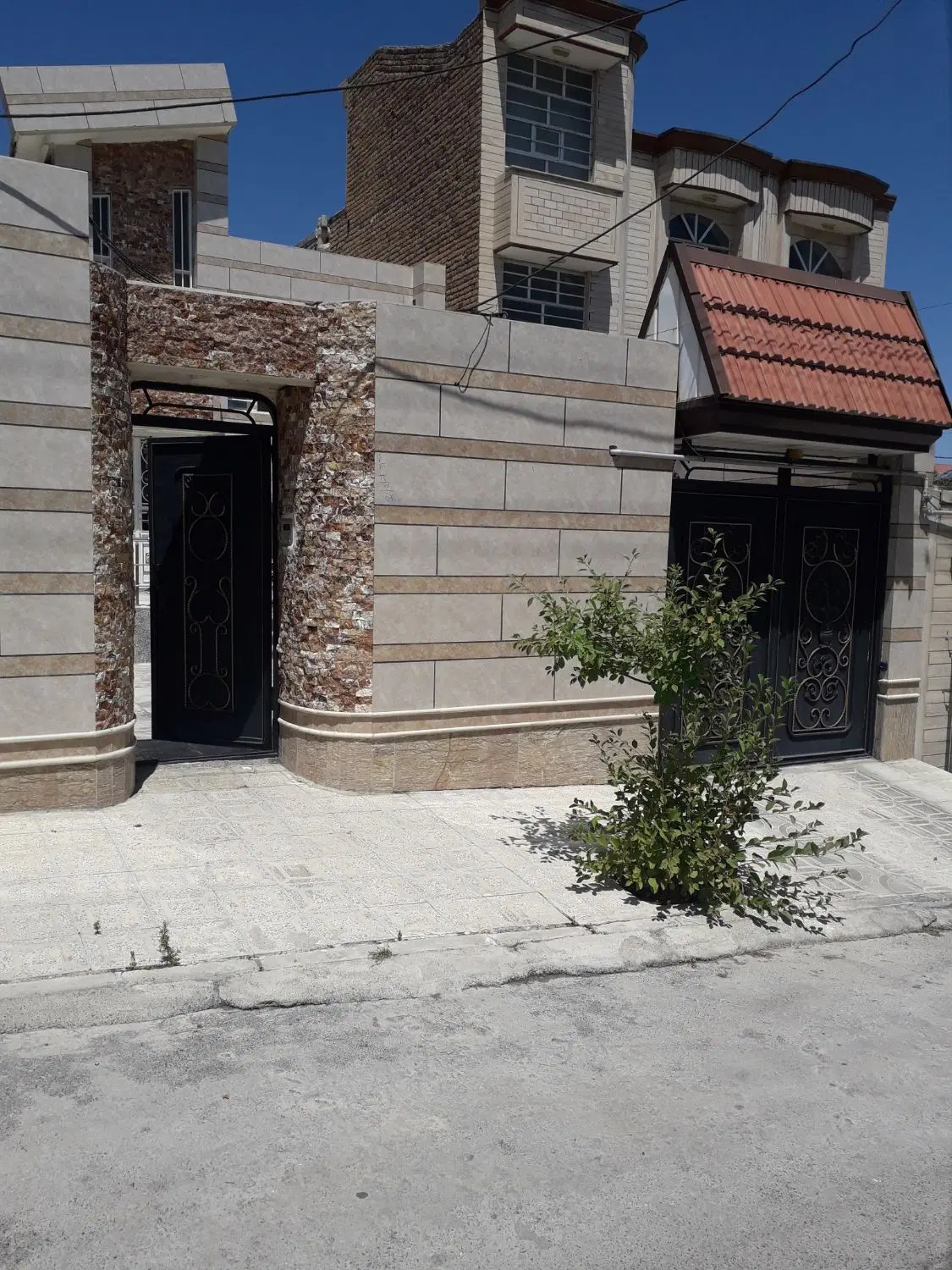 خانه ویلایی ۲۱۰ متر رسالت