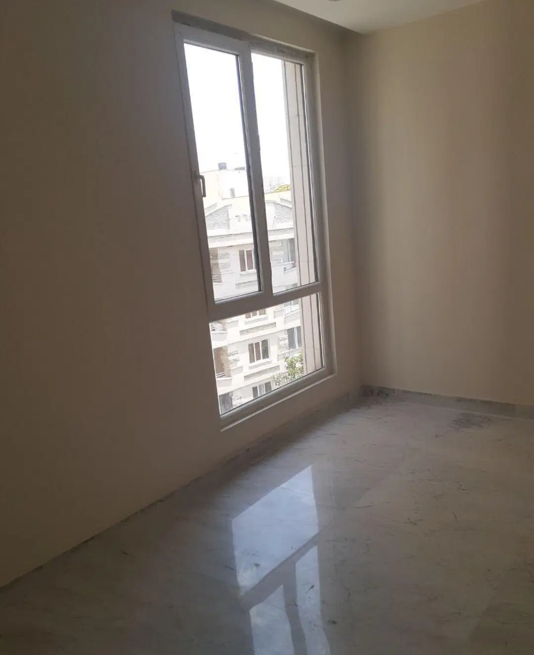 هروی_۱۴۵متر_بدون مشرف_۲پارکینگ سندی_مشاعات تمیز