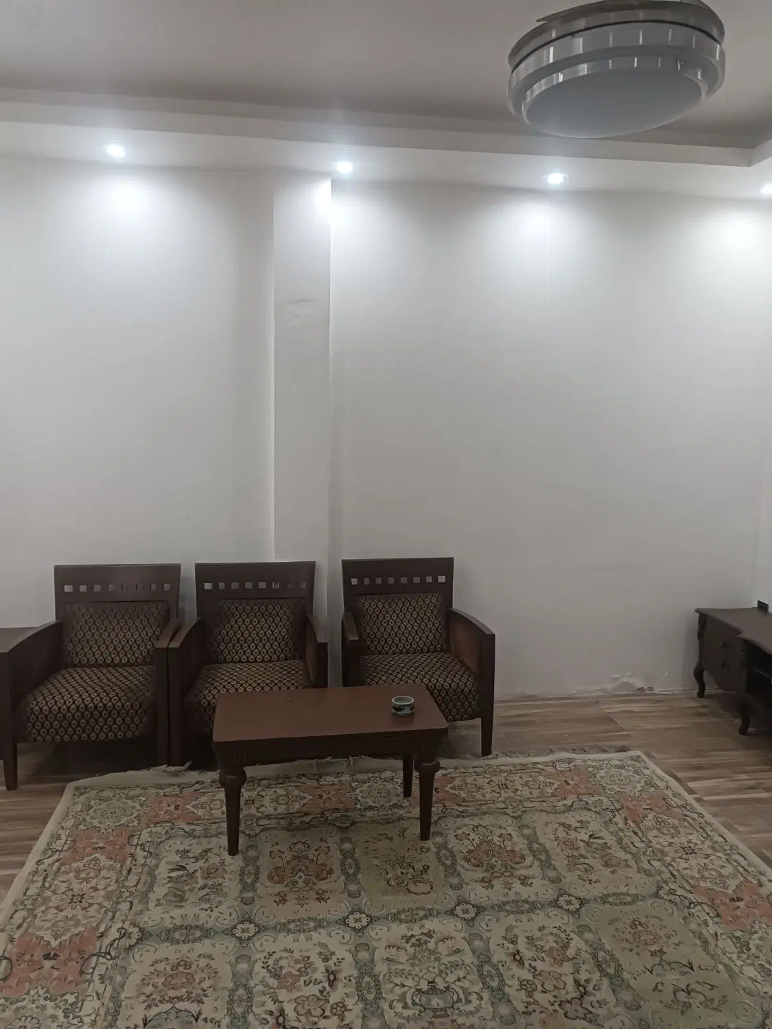فروش واحد راه جدا مدرن و صفر دارای وان جکوزی