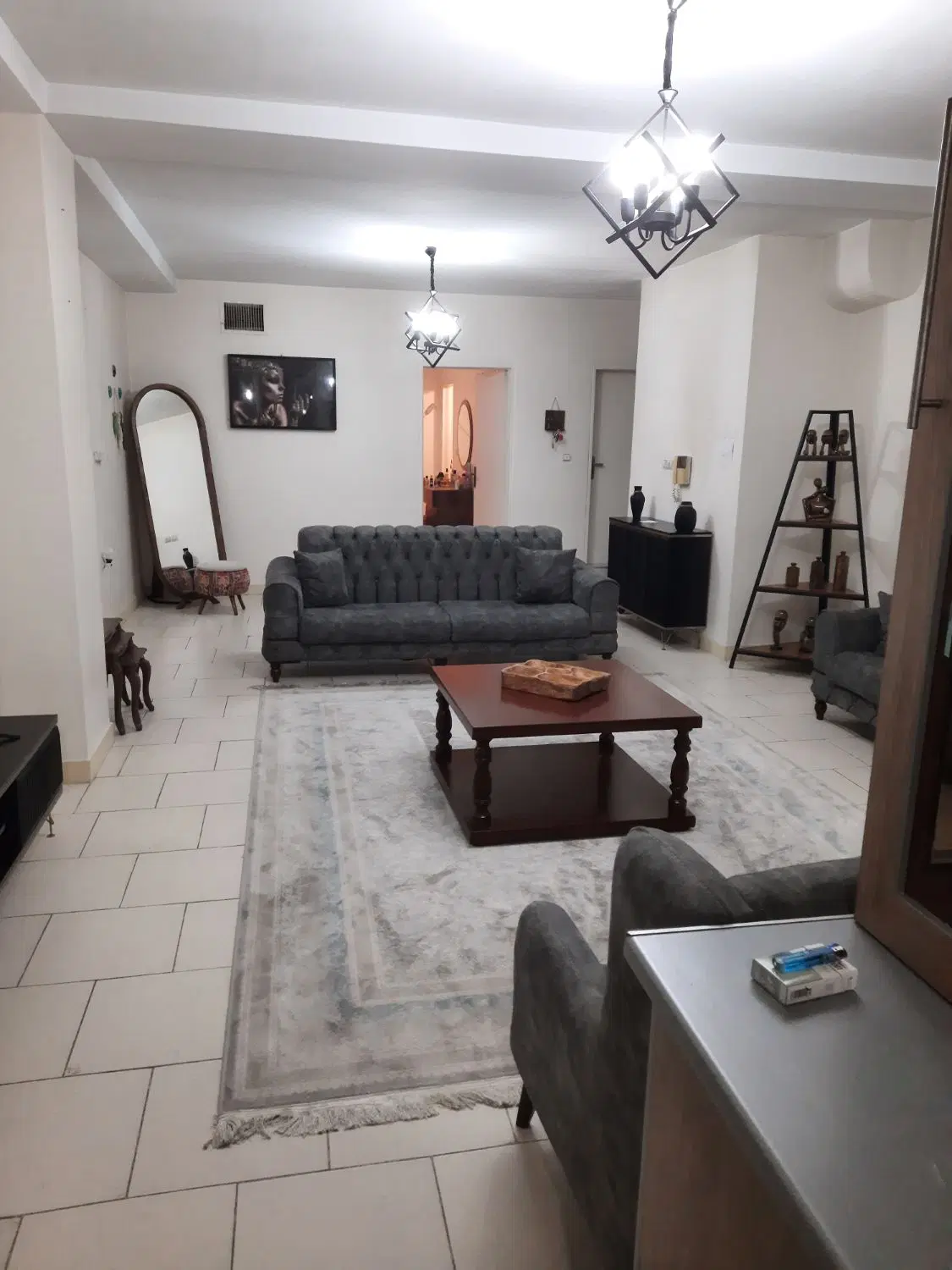 آپارتمان ۹۰ متری