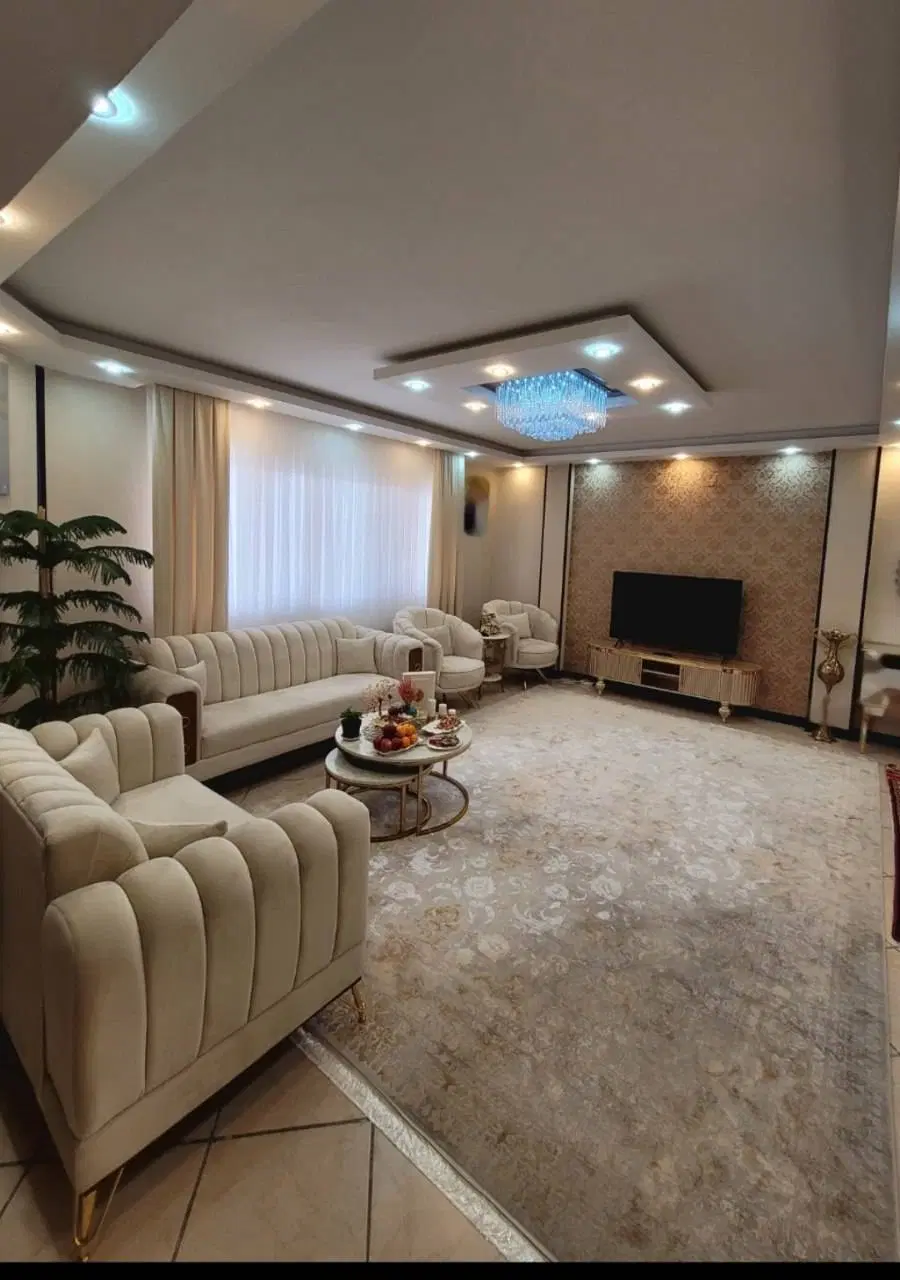 آپارتمان خیابان خجسته