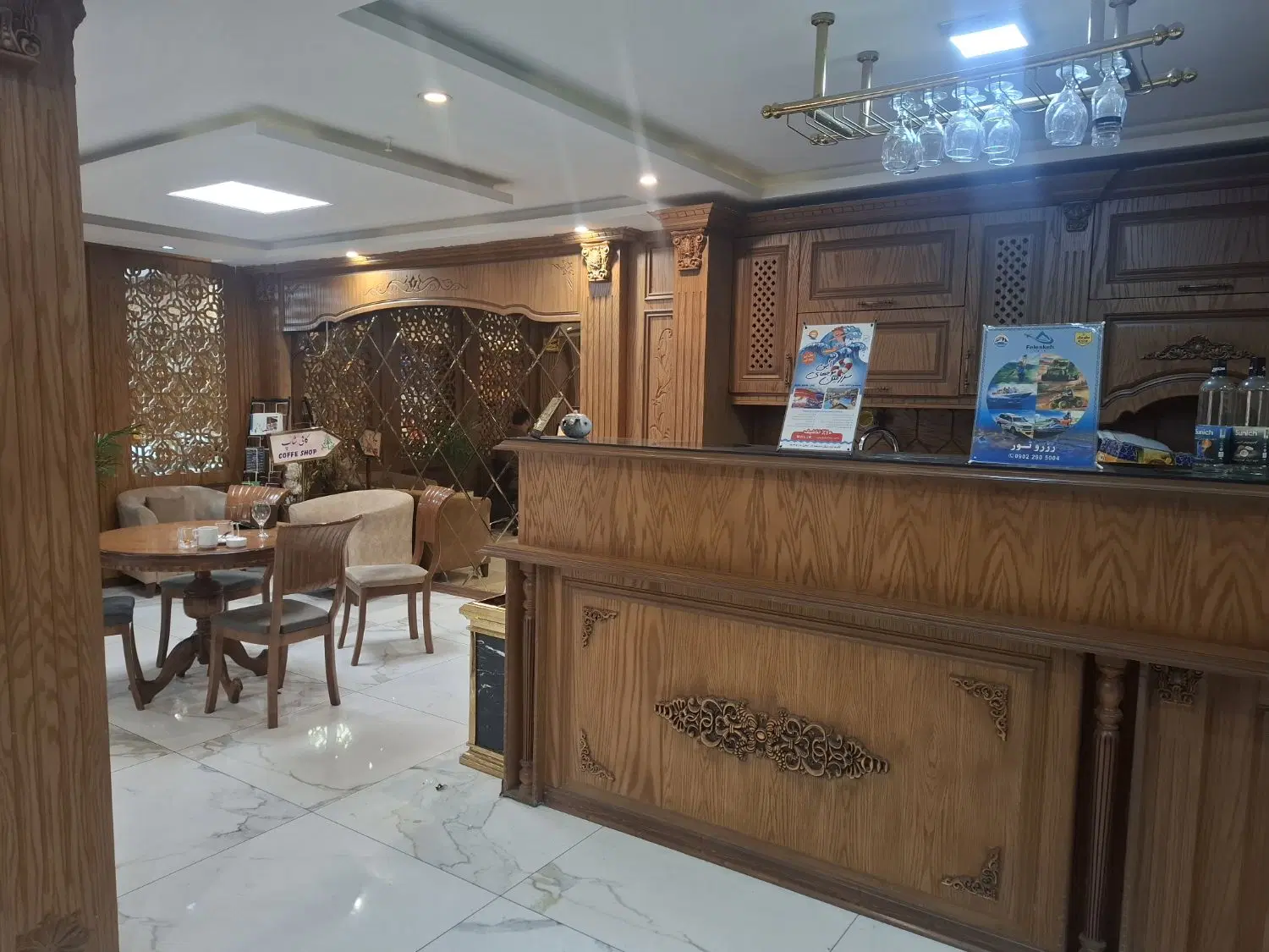 اجاره کافی شاپ هتل