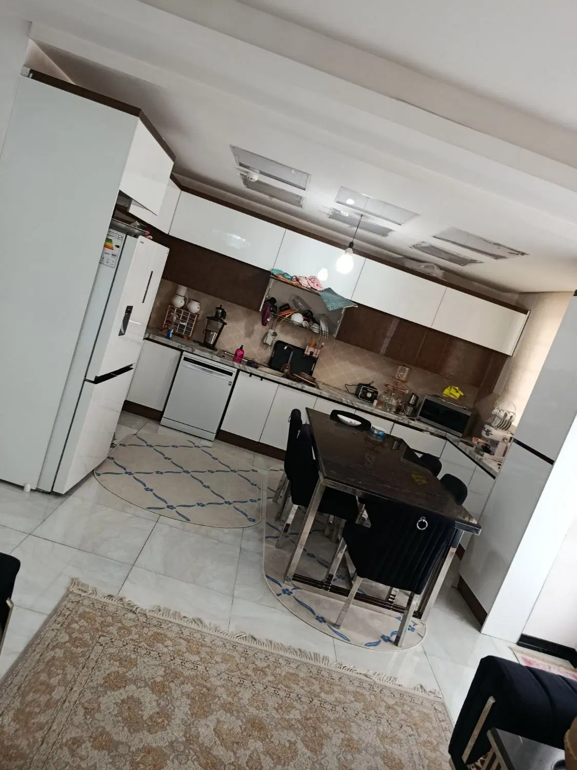 واحد برای فروش