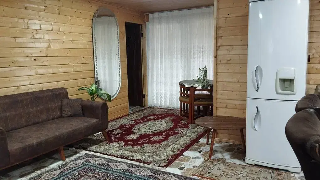 ۶ خوابه استخر و جکوزی