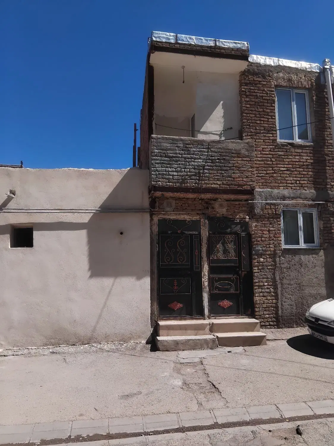 ویلا۷۰متری درمیدان وحدت