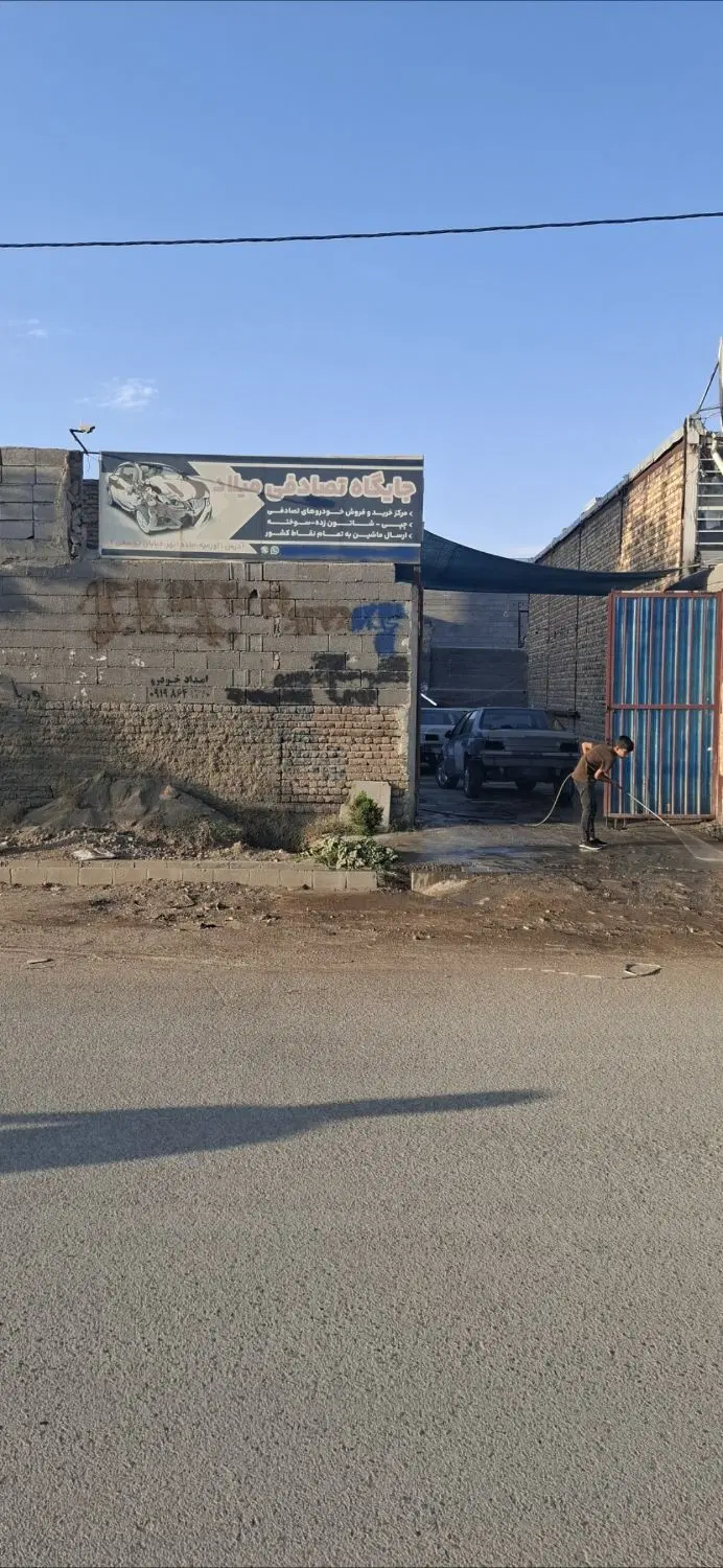 زمین خالی بر خیابان به مساحت ۲۰۰ مترمربع