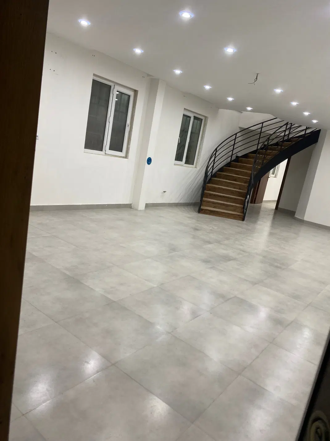ویلایی چهارخوابه پشت‌بیمارستان تامین اجتماعی