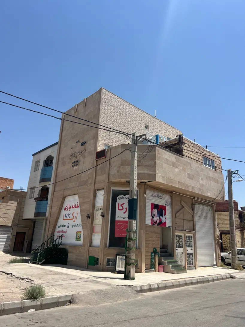 منزل دوبلکس ۱۴۵متری لب خیابان سمنگان