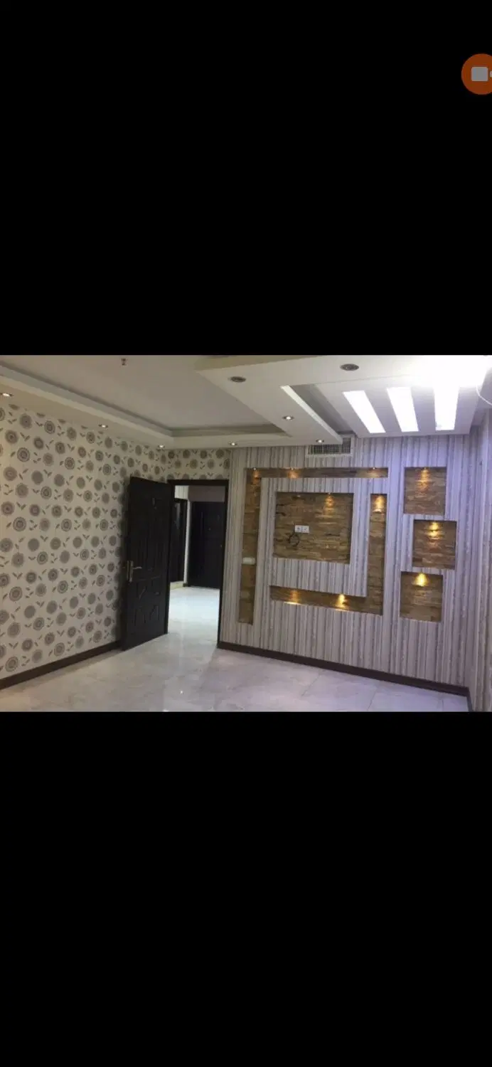دفتر کار 52 متری بر خیابان گلخانه