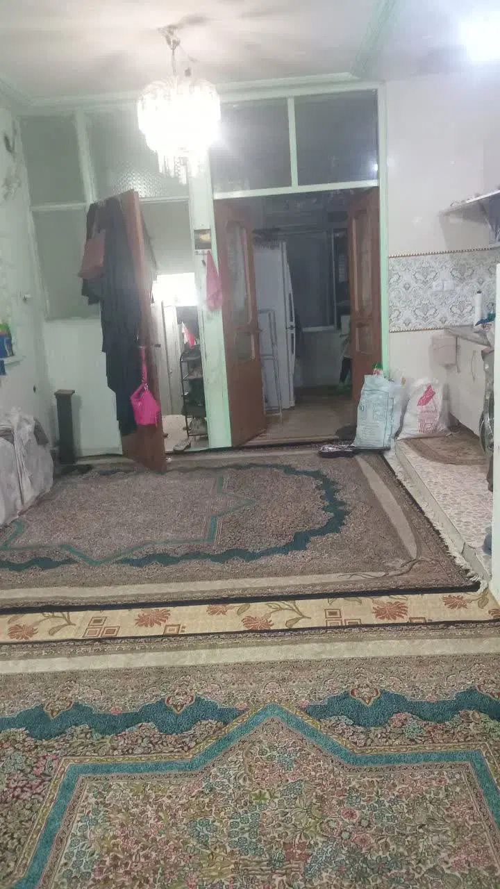 خانه مشترک حیاط دار