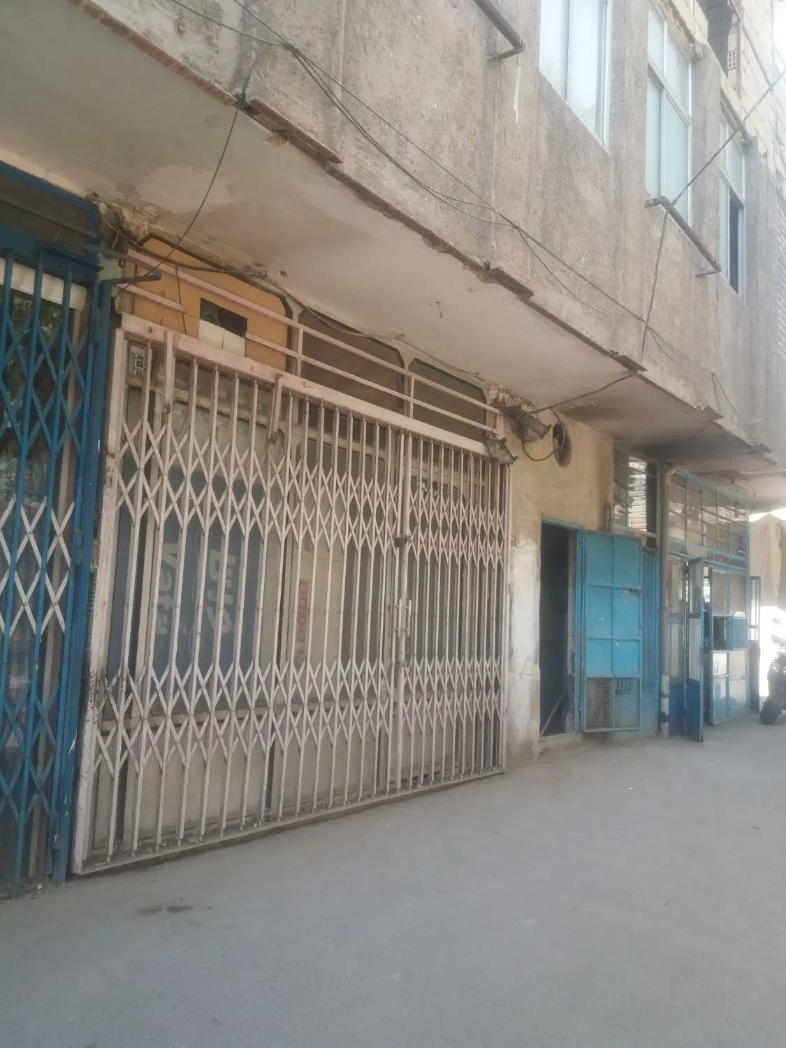 مغازه فروشی سرقفلی ۱۸ متری