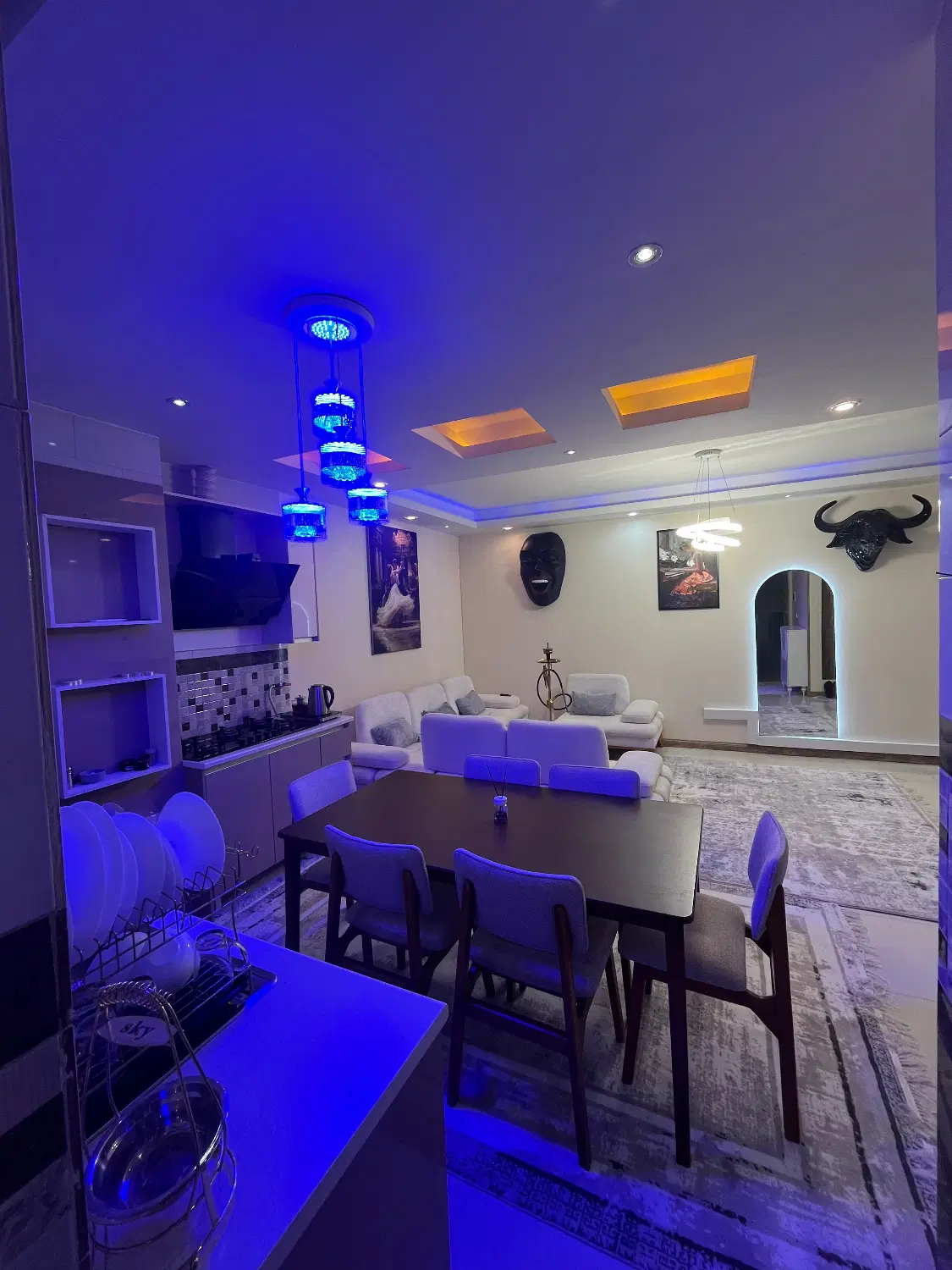 واحدای اقتصادی_VIPپاره وقت ساعتی_روزانه_با پارکینگ