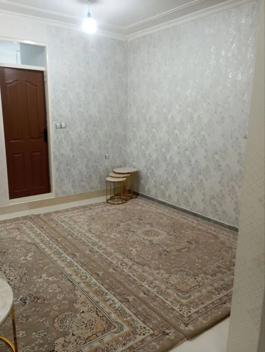 اجاره آپارتمان طبقه اول مارالان میدان بقاییه